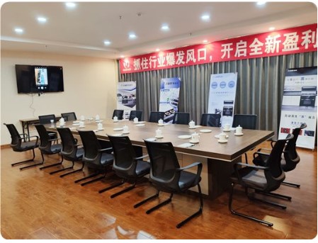 cbce6e4de866d1eb667af14174fb93d9.jpg